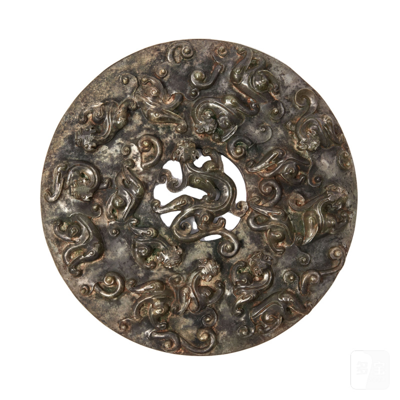 二十世紀 仿古玉璧兩件 | TWO ARCHAISTIC JADE DISCS - 图1
